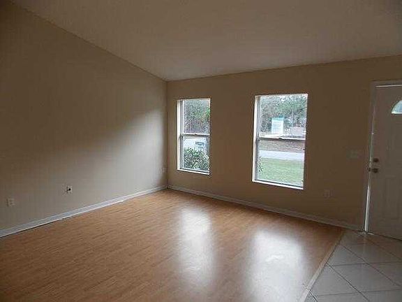 FRONT OF LIVING ROOM