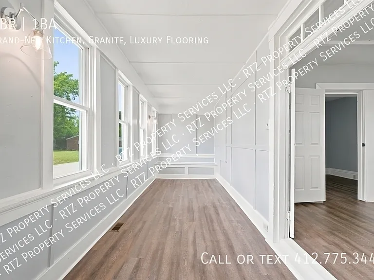 801 Vine St #1 — Photo 8