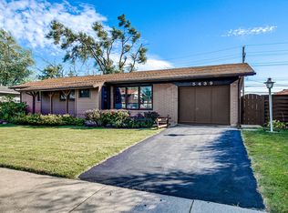 5439 Vine St, Oak Forest, IL 60452