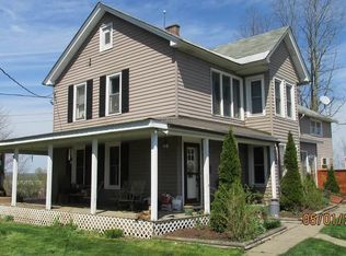 409 Sager Rd, Amsterdam, NY 12010