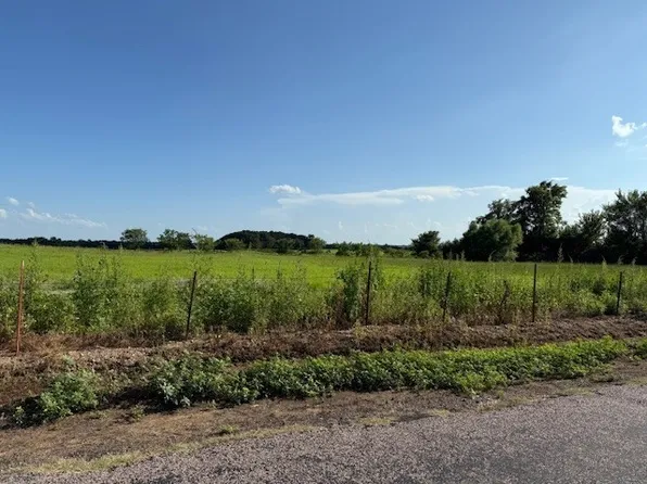 1.1 Tamplen Rd, Whitesboro, TX 76273
