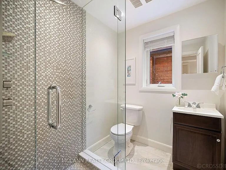 217 Pearson Ave — Photo 27