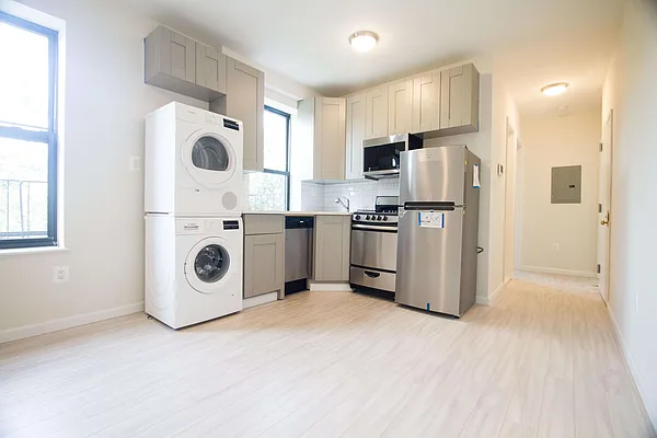 Rented by Nooklyn NYC LLC | media 4