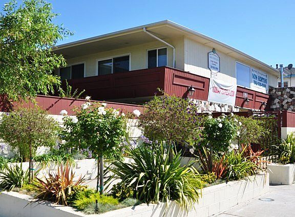 3rd image of 10860 Venice Blvd APT 4