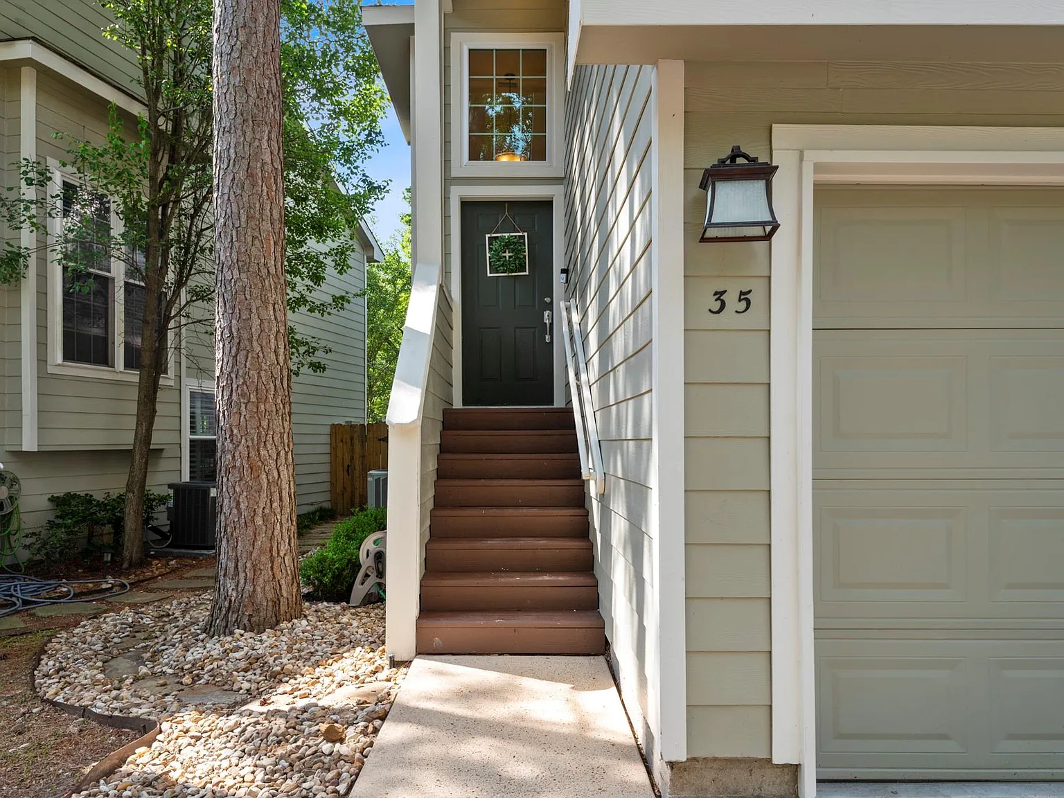 3 bed, 2.5 bath, 1310 sqft, $2,950 — Photo 3