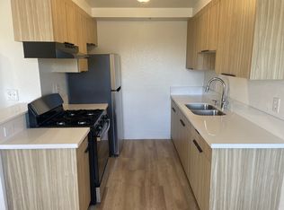 11725 York Ave APT 2, Hawthorne, CA 90250