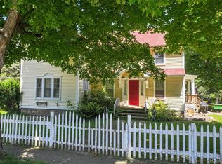 417 E Oregon St, Lapeer, MI 48446