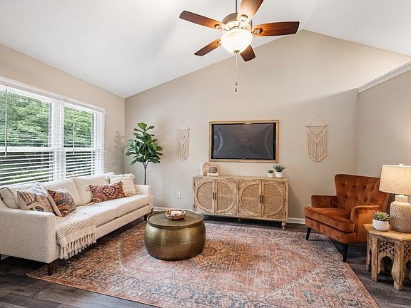 4th image of 3010 Sherrill Ave #3010