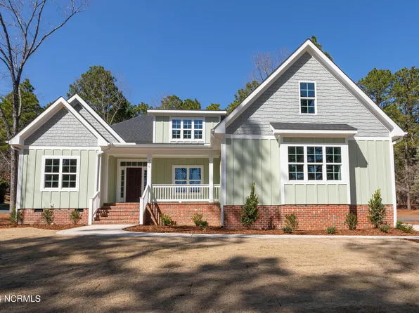 110 Vanore Road, West End, NC 27376