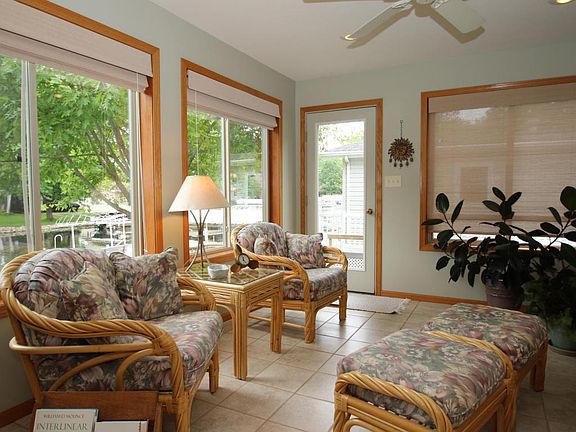 4th image of 1314 Joy Loy Ln