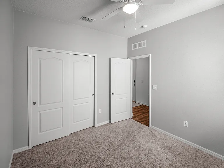 2813 Shelburne Way — Photo 20