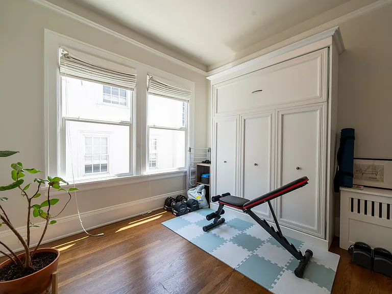 150 Palm Ave — Photo 11