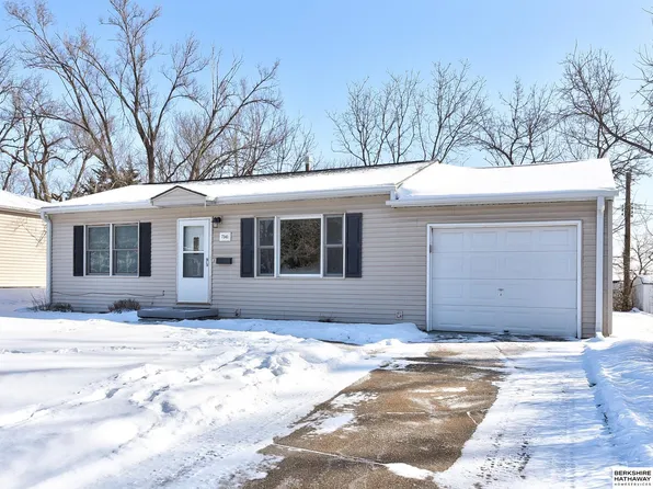 7341 S 70th St, La Vista, NE 68128