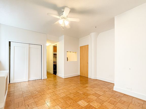 5th image of 516 E 78th St APT 3L