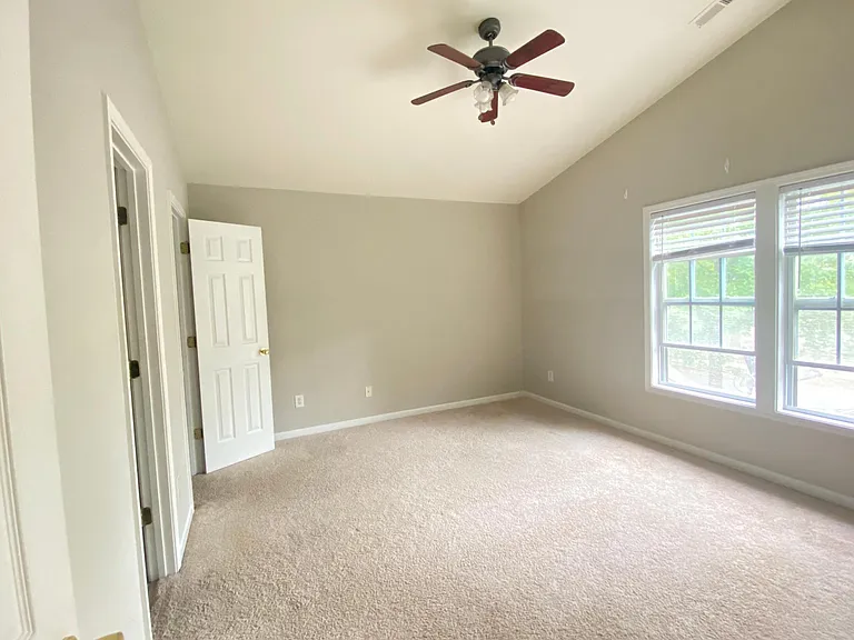 1804 Butterfly Ln — Photo 13
