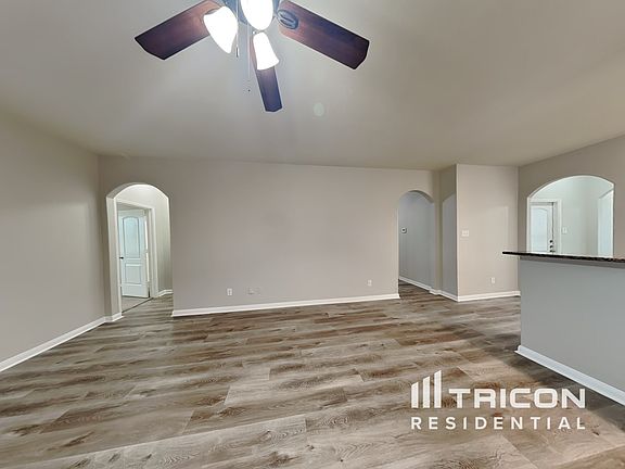 3rd image of 22435 Bauer Canyon Dr