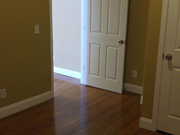 5th image of 1715 W Huntingdon St Floor 2