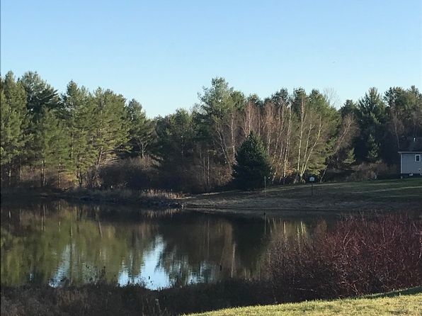 34 Brook View Road #120-007, Newport, NH 03773