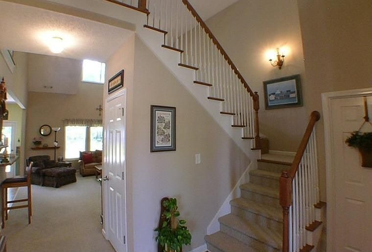 1st image of 337 Westhill Dr
