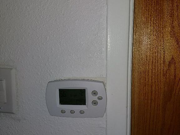 5th image of 626 Washington St NE