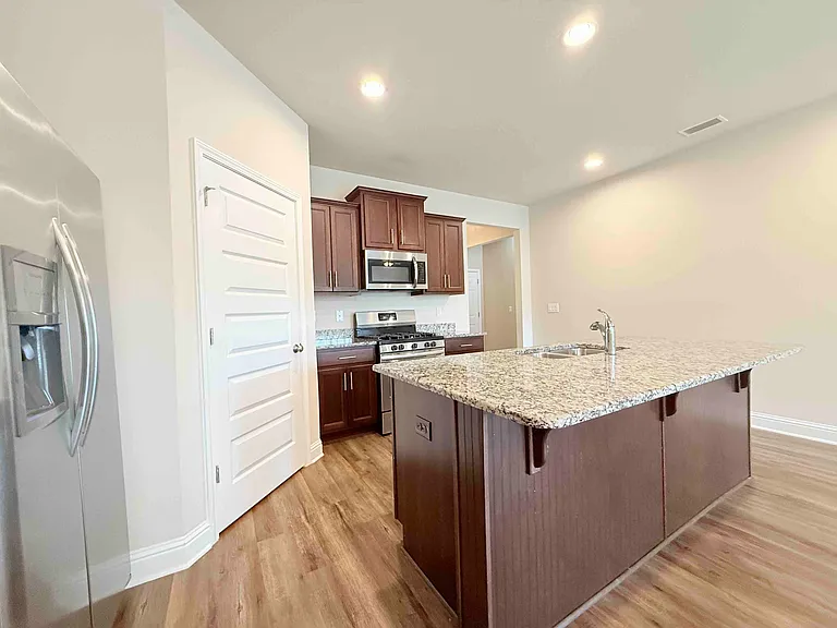 31573 Shearwater Dr — Photo 16