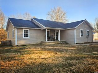 5582 S Wildwood Ln, Monroe City, IN 47557