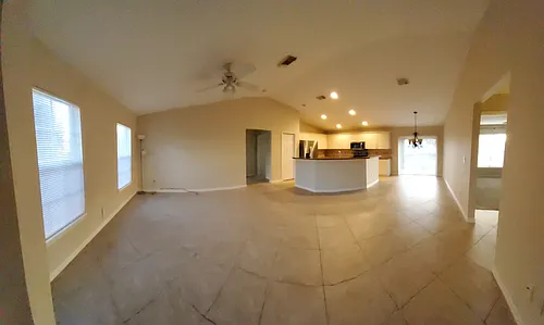 2244 SE Trillo St Photo 1