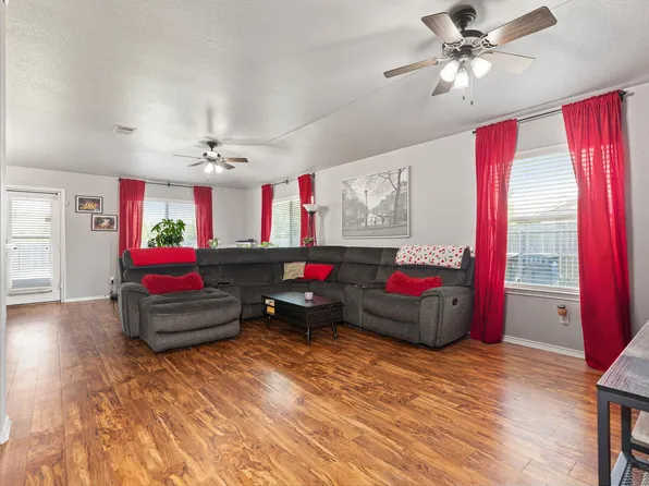 327 Comal Run, Hutto, TX 78634