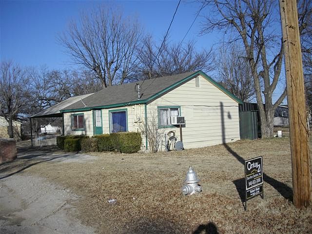 2nd image of 902 5th St