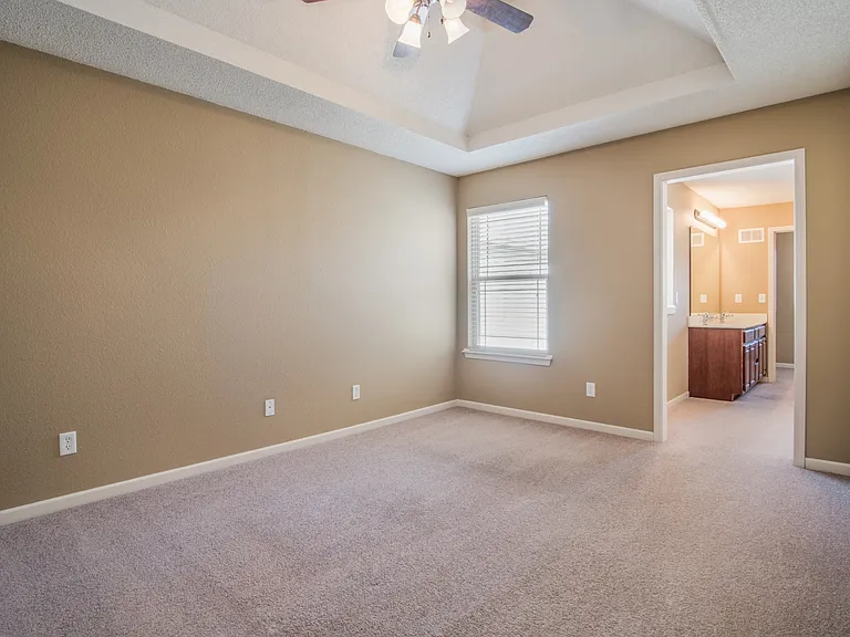 Bennington Park Townhomes — Photo 53