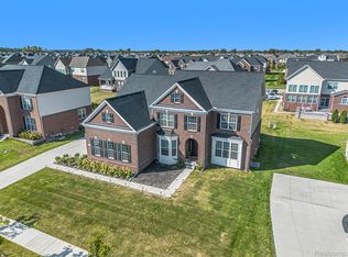 51026 Meadowlands Ln, Canton, MI 48188