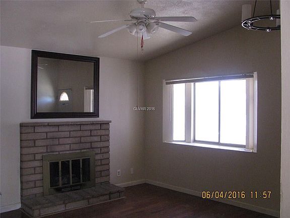 4th image of 2009 Cameron St #0