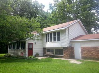 1013 E Herrin St, Herrin, IL 62948