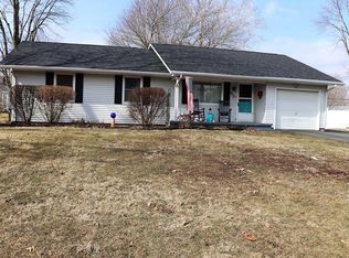 505 S Oakwood St, Oakwood, IL 61858