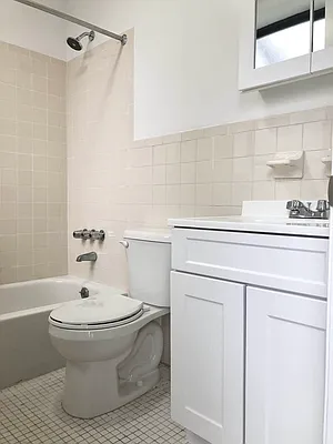 Rented by Spire Group | media 23