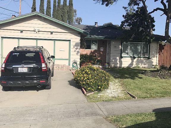 3rd image of 4696 Ventura Ave