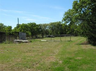 322 Jack Grace Hill Rd, Bowie, TX 76230