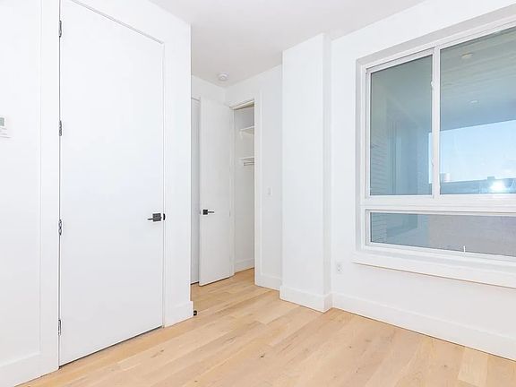 5th image of 245 Johnson Ave #2F