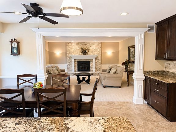 5th image of 430 Waterford Dr