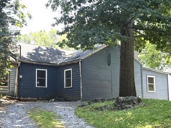 22 Fairview St, Carlisle, PA 17015