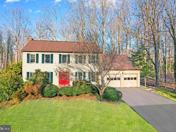 3262 Chancellor Dr, Woodbridge, VA 22192