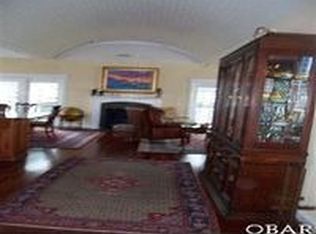 21 Rudder Ct, Manteo, NC 27954