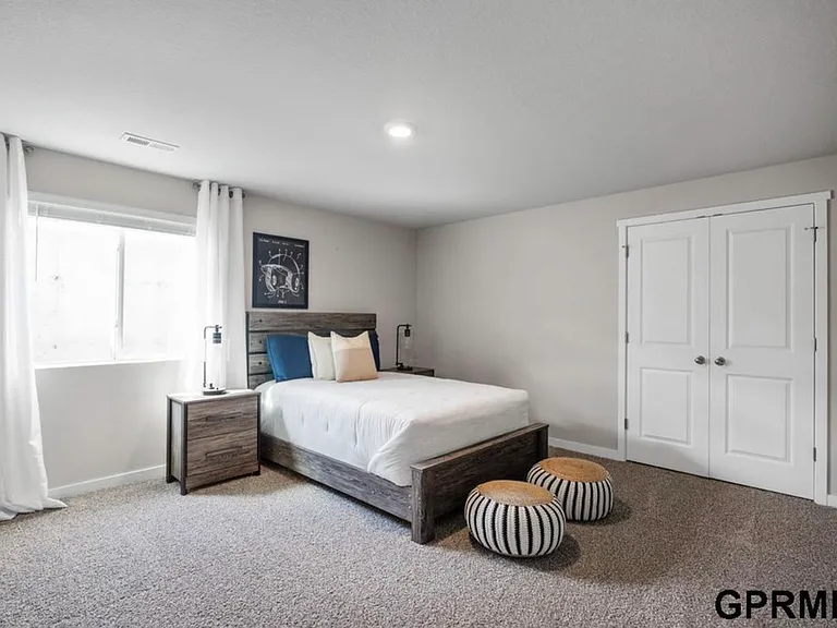 7102 S 204th Ave — Photo 26