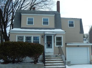 86 Rich St, Gardner, MA 01440