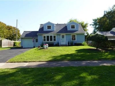 220 N Autumn Dr, Rochester, NY, 14626