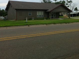 1013 Main St, Canadian, TX 79014