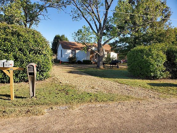 2nd image of 262 County Road 4852