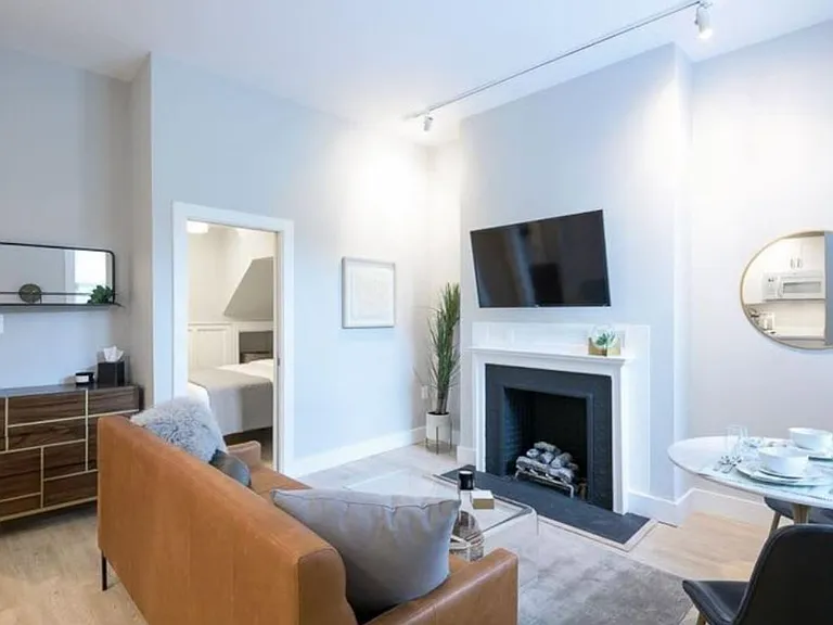2110 R St NW #102 — Photo 4