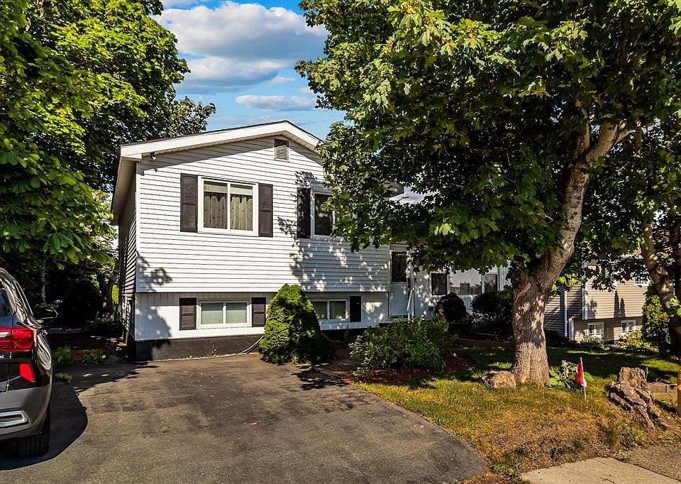 1st image of 346 Canada Drive