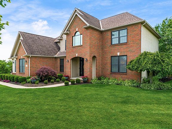 3rd image of 8322 Meadowmoore Pl